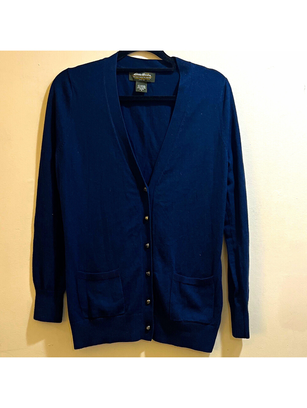 Eddie Bauer Women's Navy Knit V-Neck Button-Front Pocket Cardigan Sweater PS